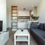 Apollis Business&budget By Ambiente Daire Bratislava