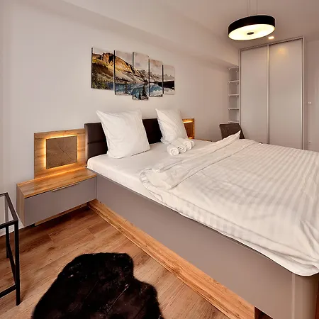 Apollis Business&budget By Ambiente * Братислава