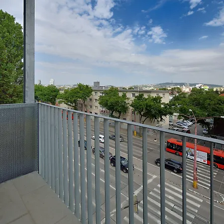 Apollis Business&budget By Ambiente 아파트 브라티슬라바