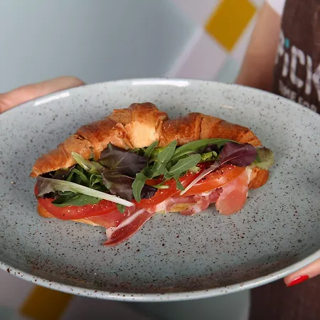 Апартаменты Apollis Business&budget By Ambiente Братислава