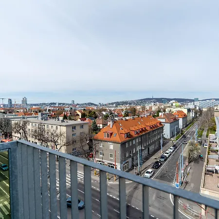 Apollis Business&budget By Ambiente * 브라티슬라바