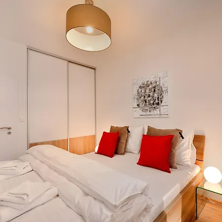 Apollis Business&budget By Ambiente