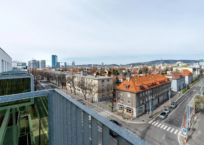Apollis Business&budget By Ambiente Apartment Pressburg